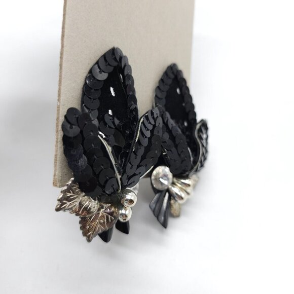 Vintage 1980s Black Sequin Clip-On Earrings With Silver Accents Leaf Design - Picture 2 of 5